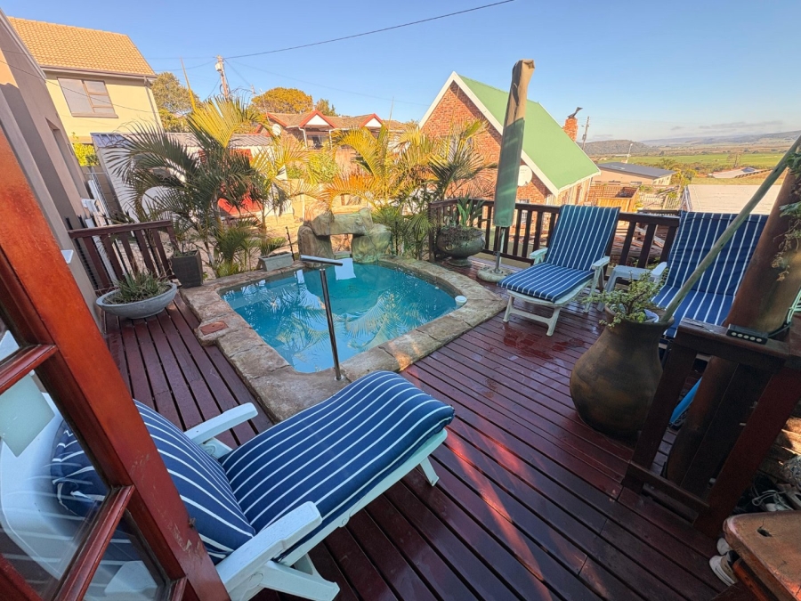 4 Bedroom Property for Sale in Fraaiuitsig Western Cape
